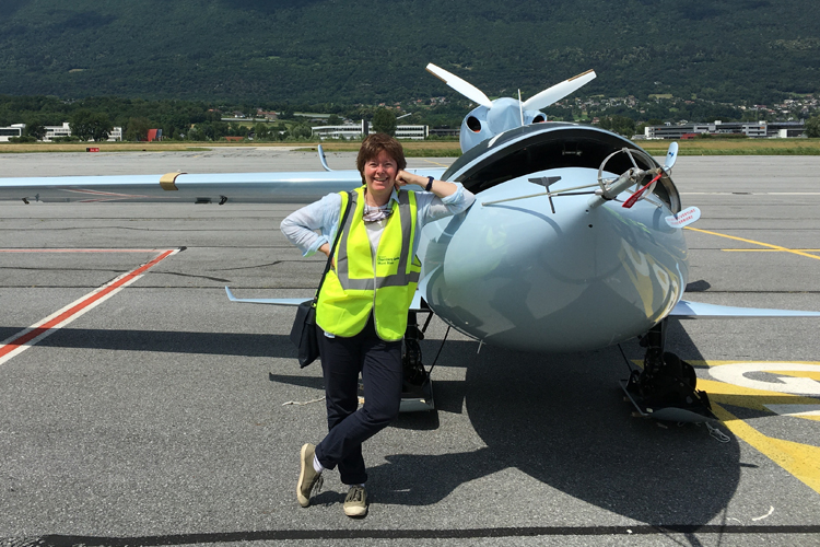 Taking a look at a composites-intensive light aircraft during a weekend visit to Aix les Bains aerodrome.