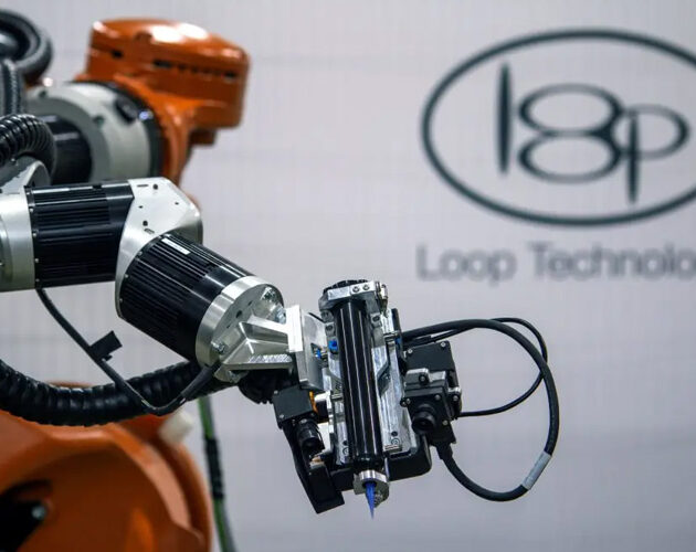 Loop Technology bring automation into wing boxes with new robotic arm